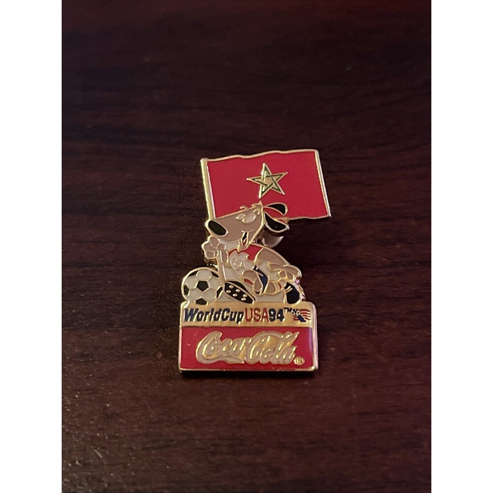 1994 USA World Cup Coca-Cola Stryker Dog Mascot‎ Morocco Flag Lapel Hat Pin